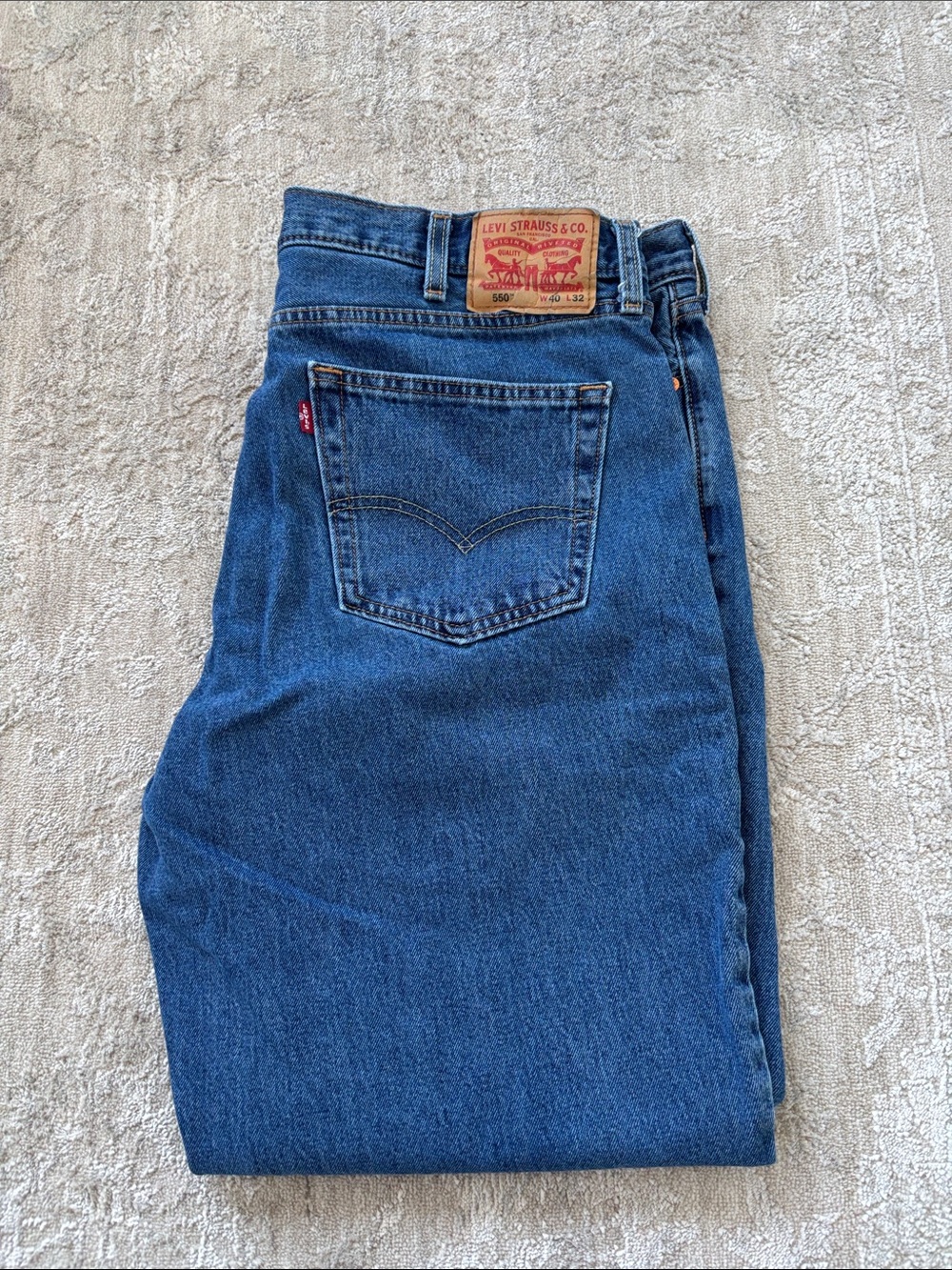 Levi's Men's 550 Dark Blue Relaxed Fit Jeans Size 40x32